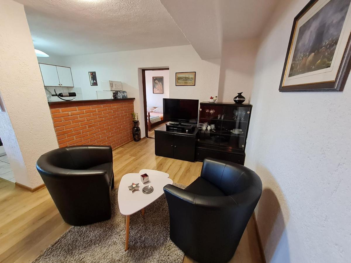 Apartment Marinera Сень Экстерьер фото